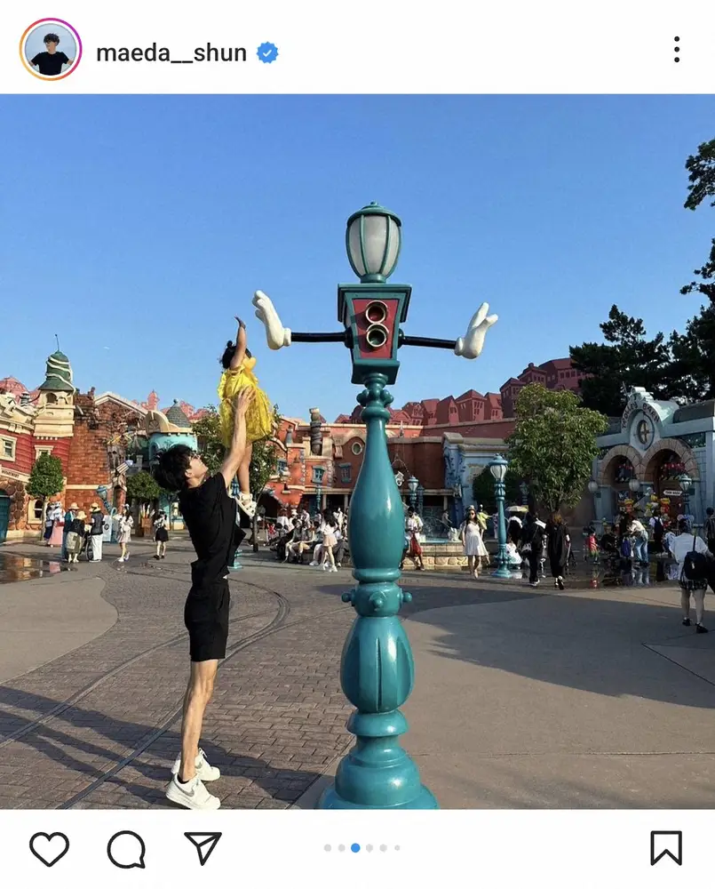 【画像・写真】21歳で2児のパパ・まえだしゅん　19歳の妻・重川茉弥ら家族とディズニー満喫ショットに「最高の家族」