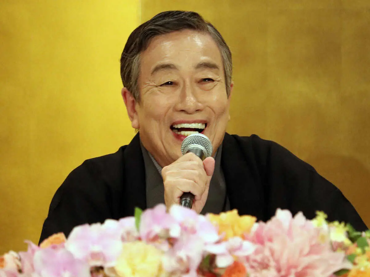 【画像・写真】人間国宝に中村歌六ら「責任を痛感している次第」