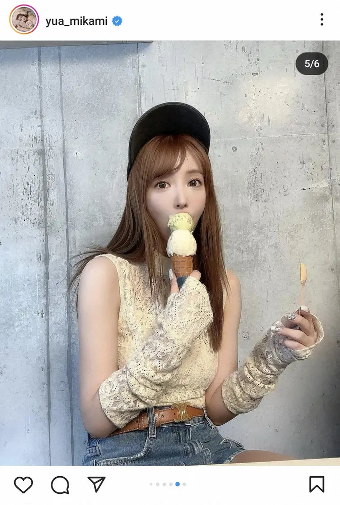 【画像・写真】三上悠亜　レースのノースリーブトップス＆デニムの超ミニスカコーデ披露に「スタイルよくてかわいい」の声