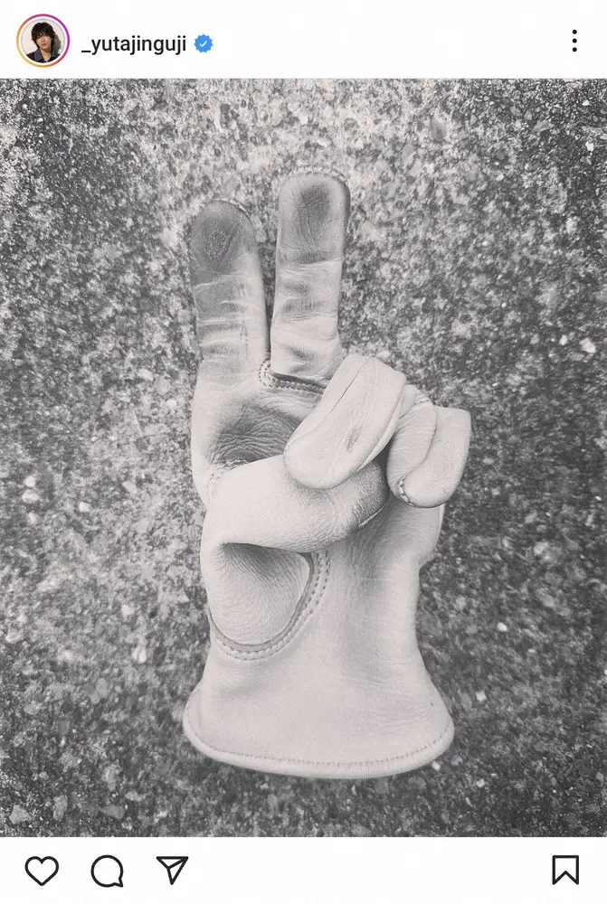 【画像・写真】神宮寺勇太　愛用のレザーグローブ公開に反響「愛が溢れてて最高」「あ！そう言うことですね」