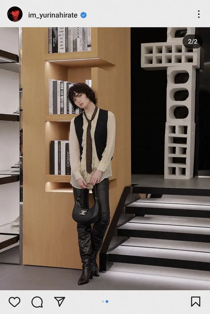 【画像・写真】平手友梨奈　インスタ開設後、初の顔出し投稿にファン興奮「白馬の王子様」「脚細っ　そしてカッコいい」