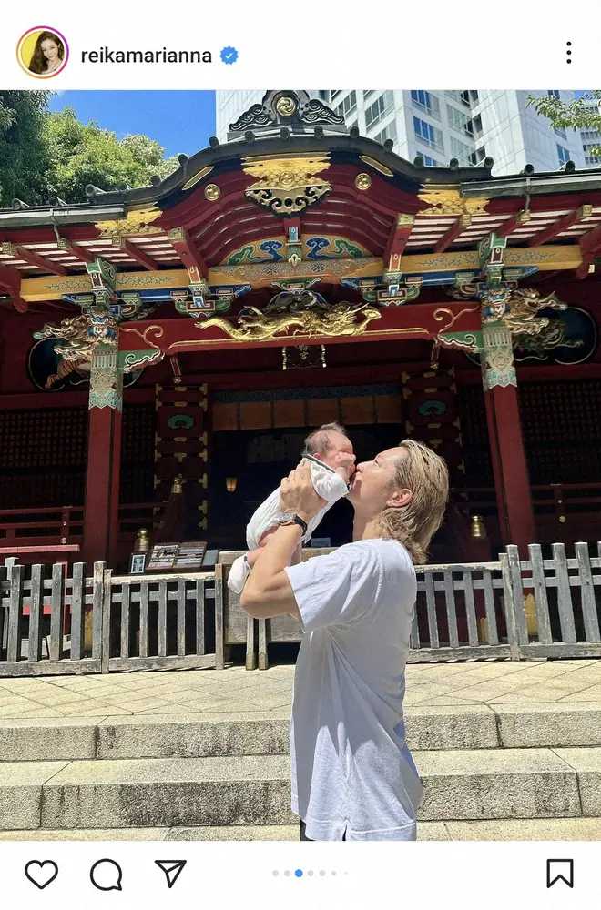 【画像・写真】黒木啓司さんの妻、宮崎麗果さん　第3子のお宮参りショット披露に「幸せやね」「素敵なお写真」の声