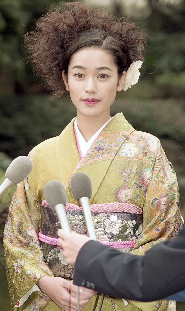 【画像・写真】細川直美　長女がかつて自身が着た振り袖で成人式の前撮り撮影報告「あんなに小さかったのに…」