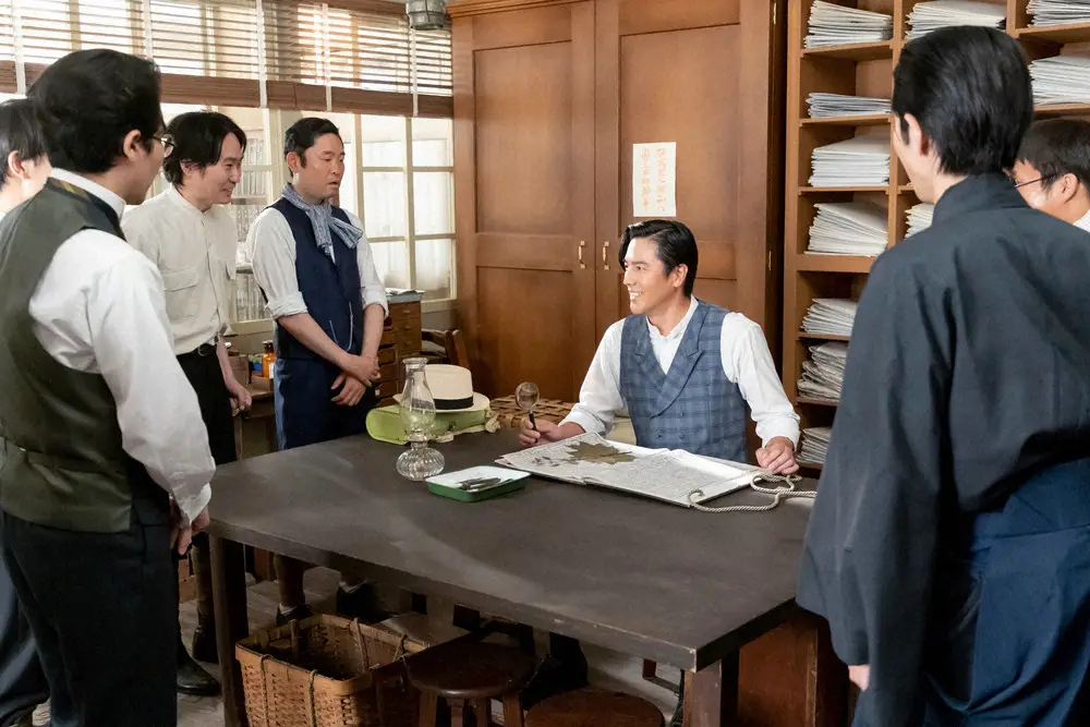 【画像・写真】【明日8月17日のらんまん】第99話　聡子の後押し→田邊教授が研究本腰！新種？万太郎と同じ花に出会う