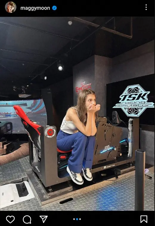 【画像・写真】マギー　白いタンクトップ姿披露に「めっちゃ10代に見えた」「ヘアアレンジ可愛い」「素敵です」