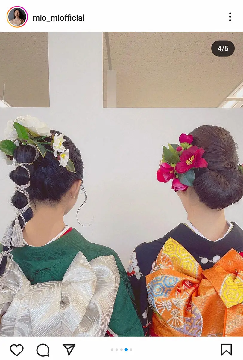 【画像・写真】家族そろって高身長！仲村トオル＆鷲尾いさ子の長女・美緒　妹の成人式の前撮りで振り袖姿2ショット披露