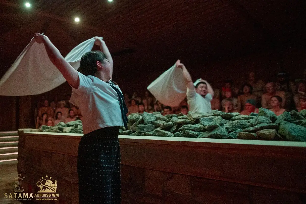 【画像・写真】サウナブームに追い風！日本人熱波師が“アウフグース”世界大会で頂点に輝く快挙