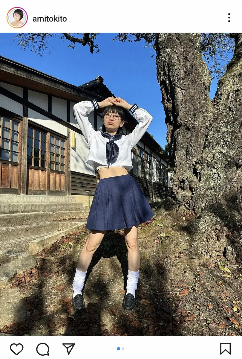 【画像・写真】36歳・時東ぁみ　おなか見せ＆ミニスカのセーラー服姿に「現役でいける」「新しい学校のリーダーズの…」