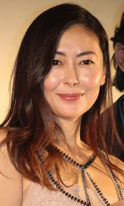 【画像・写真】中山美穂の腕をつかんだ浜田雅功が「ここに座っとけ！」28年前のドラマ共演秘話が明らかに