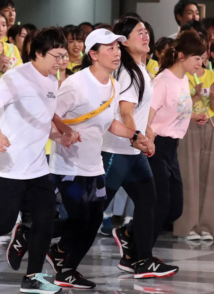 【画像・写真】近藤春菜　水卜麻美アナと2年ぶりそろい踏み　「ZIP！」秋の金曜パーソナリティ就任にファン歓喜