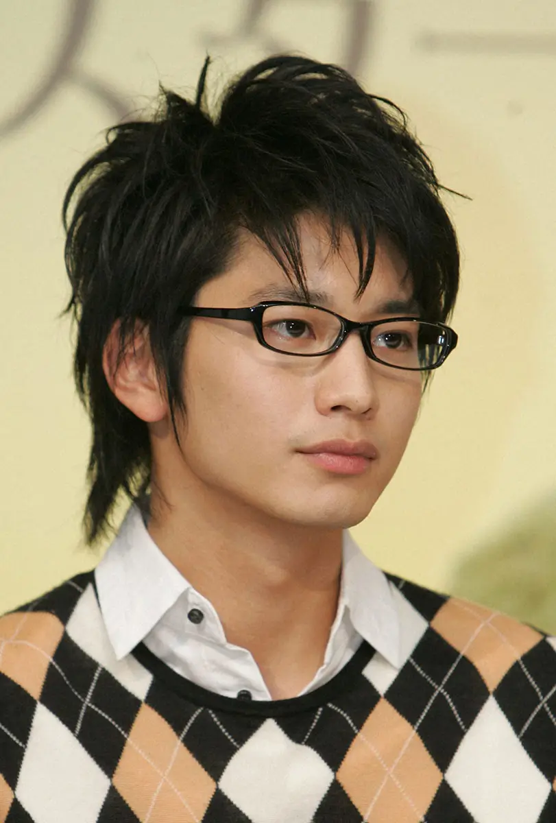 【画像・写真】向井理　大学で遺伝子工学を専攻、大学院入りを目指すもバーに就職の訳語る