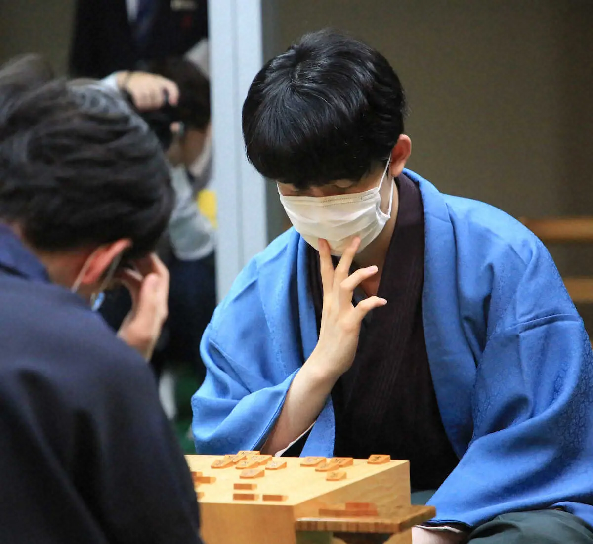 【画像・写真】藤井竜王　「課題」の後手番で隙なし先勝　11日王座戦第4局へ弾み「気負わず臨めれば」