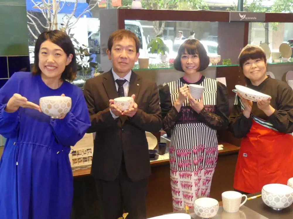 【画像・写真】80年代「新井薫子」アイドルで活躍　現代アーティスト・KAORUKO　有田焼とのコラボ「夢が叶った」