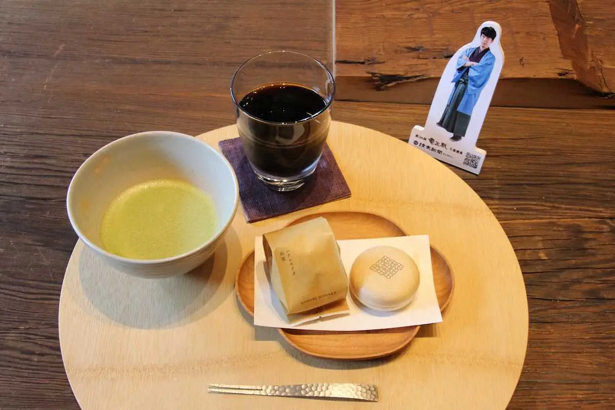 【画像・写真】【竜王戦第2局】藤井竜王　馬、と金を作って左辺を支配し局昼食休憩に…残り時間も1時間以上有利に