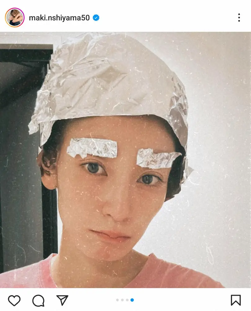 【画像・写真】2児のママ・西山茉希　「ナイスグレージュに着地」自宅セルフカラーの髪色公開に「器用ですね」の声