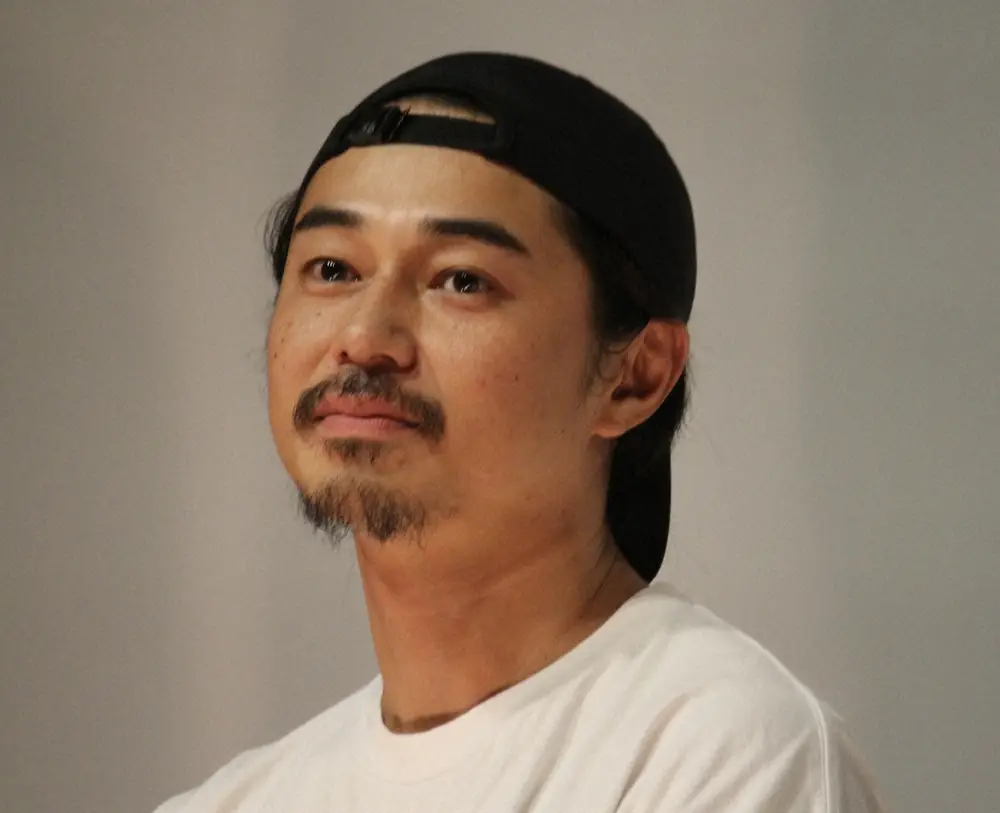 【画像・写真】東出昌大、愛車プリウスが“ボッコボコ”衝撃的な姿にネット騒然…「なんで買い替えないんだろ？」の声も