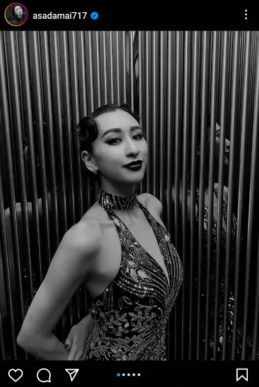 【画像・写真】浅田舞　美脚チラリ、スリットドレス姿披露に「色気がだだもれ」「感動するほど美しい」「最高です」