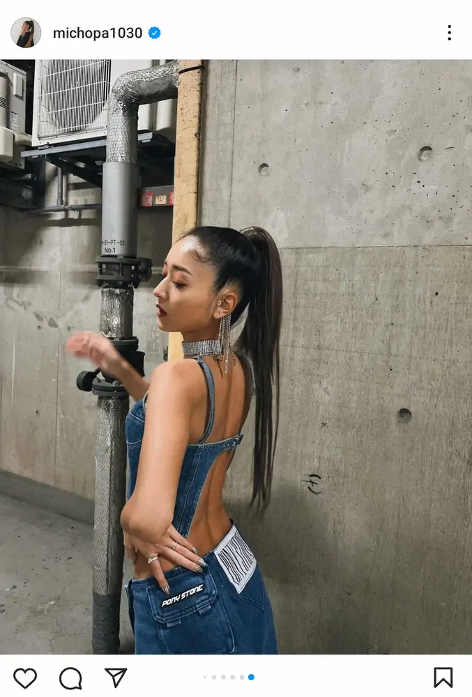 【画像・写真】みちょぱ　小麦色の大胆肌見せ衣装オフショに有吉弘行「ちょっと職務質問あります」前日には日サロも