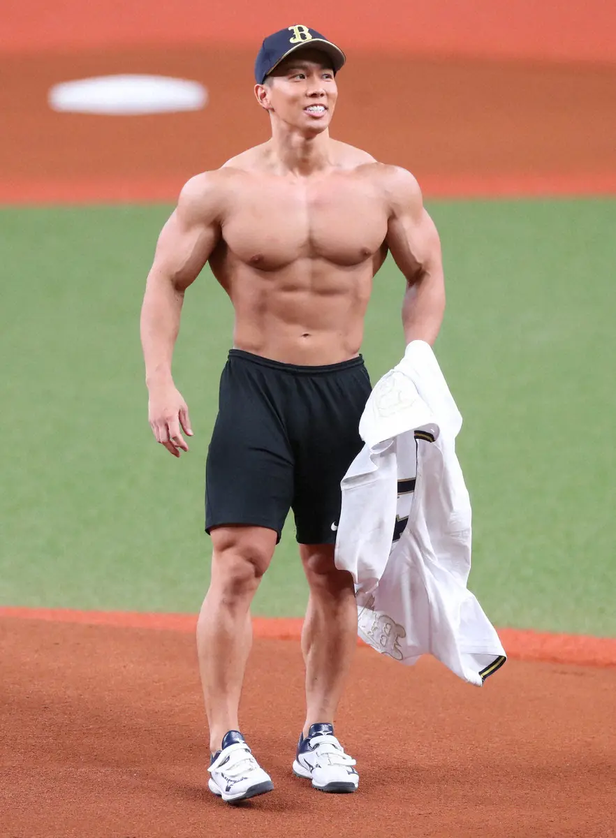 【画像・写真】横川尚隆　ほろ酔いであわや放送事故…超濃厚ウーロンハイ飲んで「カッチカチに仕上がってます。僕の…」