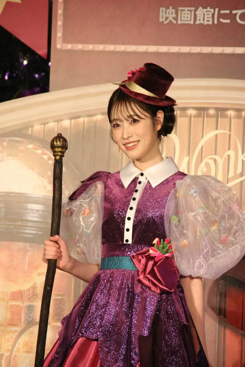 【画像・写真】高橋ひかる　チョコの香りに「おなかが減ってきました」　クリスマスツリー点灯式