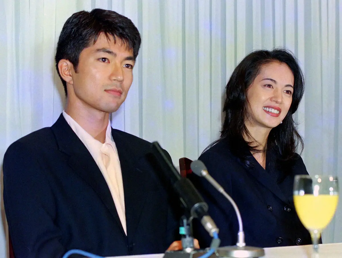 【画像・写真】仲村トオル＆鷲尾いさ子の長女・美緒　25歳の誕生日を報告　どちら似!?目がパッチリな幼少期の姿も披露