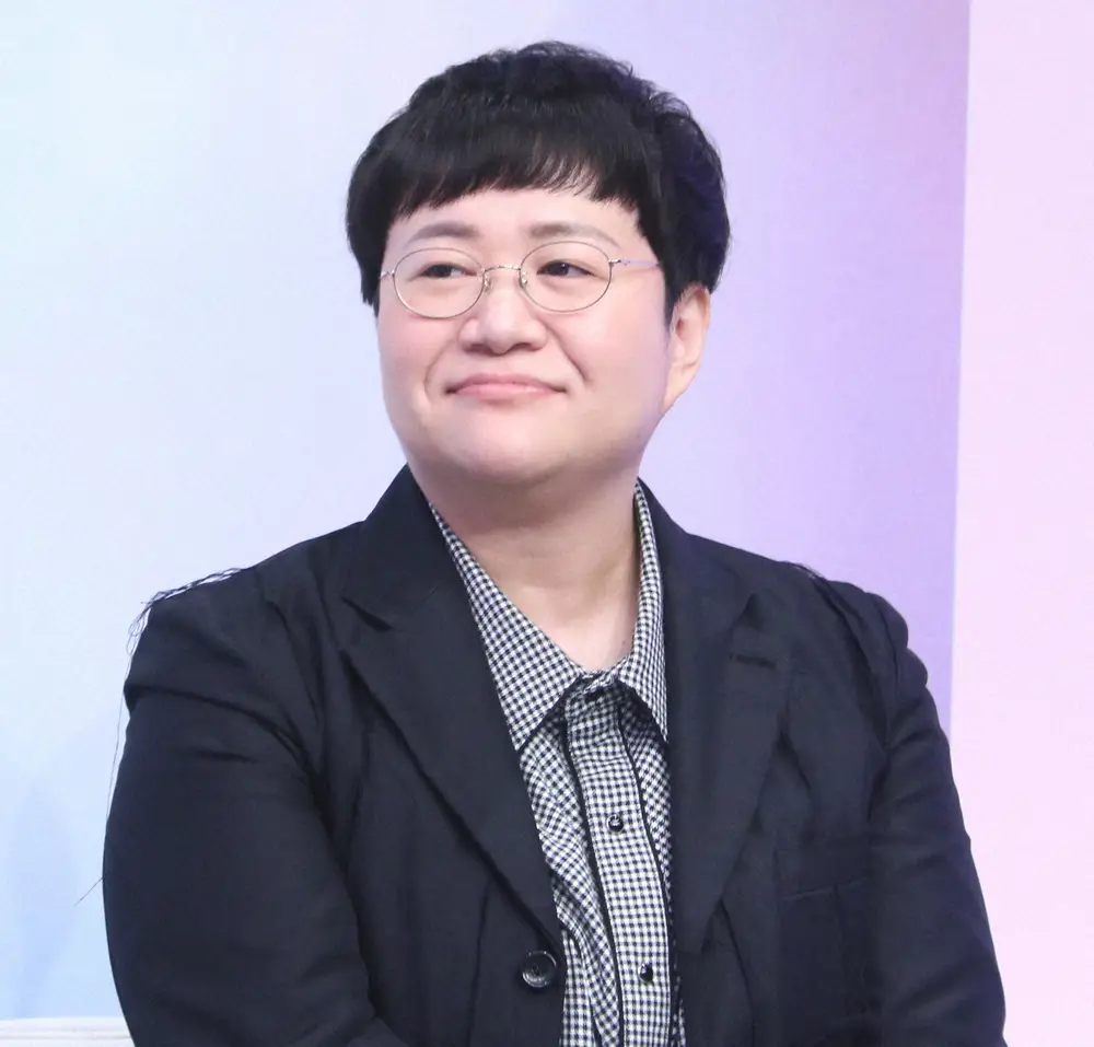 【画像・写真】近藤春菜　同期芸人と3ショット公開も…肩並べ「息子2人居る？」「成人式ショット」の声