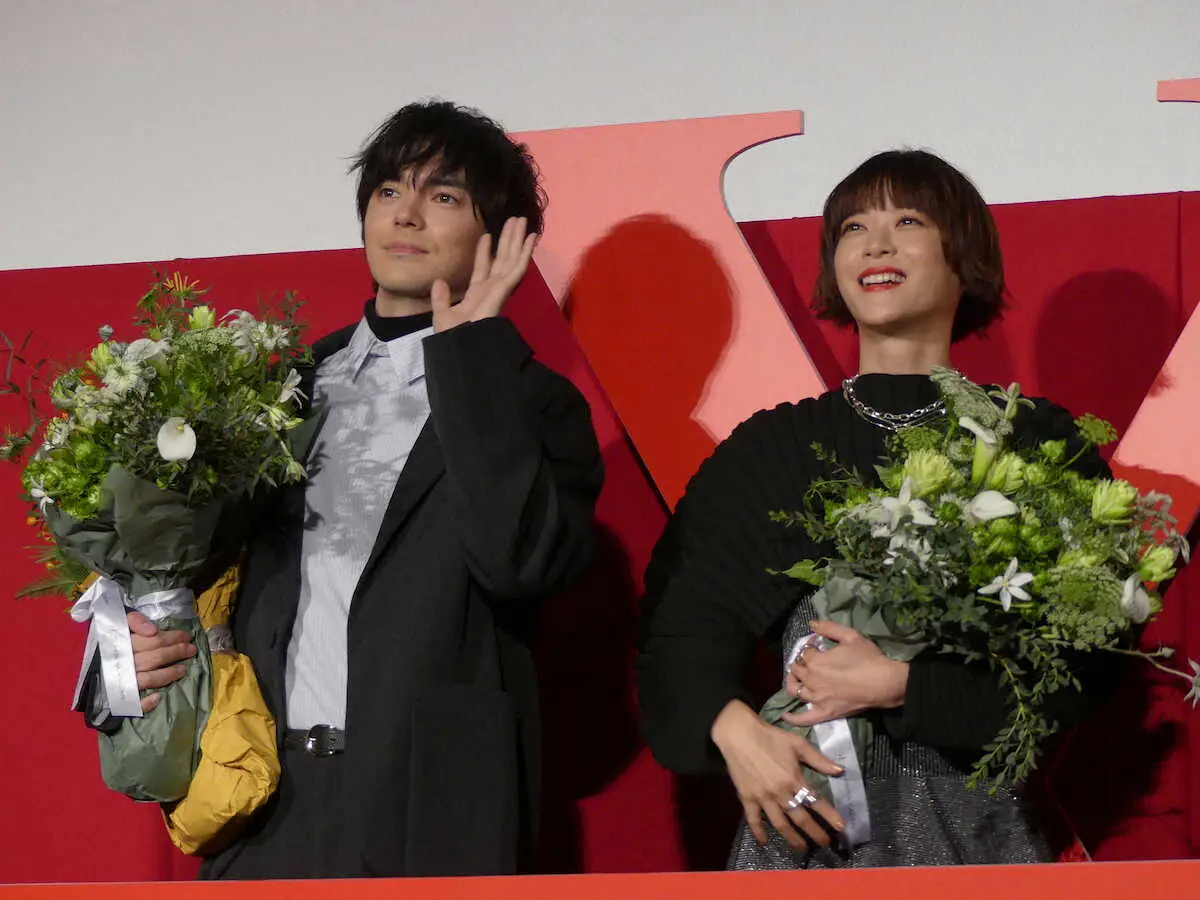 【画像・写真】上野樹里　主演映画観賞し「涙がダラダラ」　共演の林遣都には花束で誕生日を祝福
