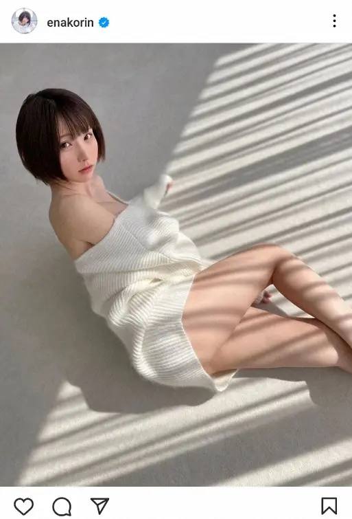 【画像・写真】えなこ　“雪だるま”コスプレ披露に「白うさぎちゃん」「天使が、舞い降りた」「かわいすぎてたまらない」