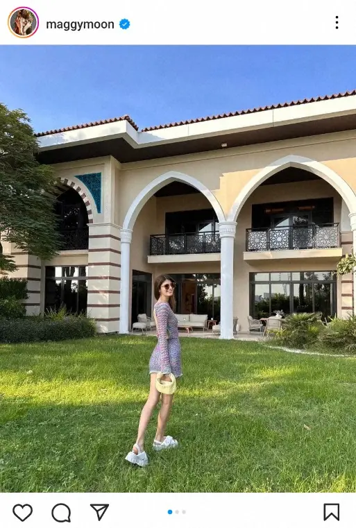 【画像・写真】マギー　超ミニ“背中パックリ”ワンピ姿公開に「眼福すぎる」「色っぽい」「可愛すぎる」