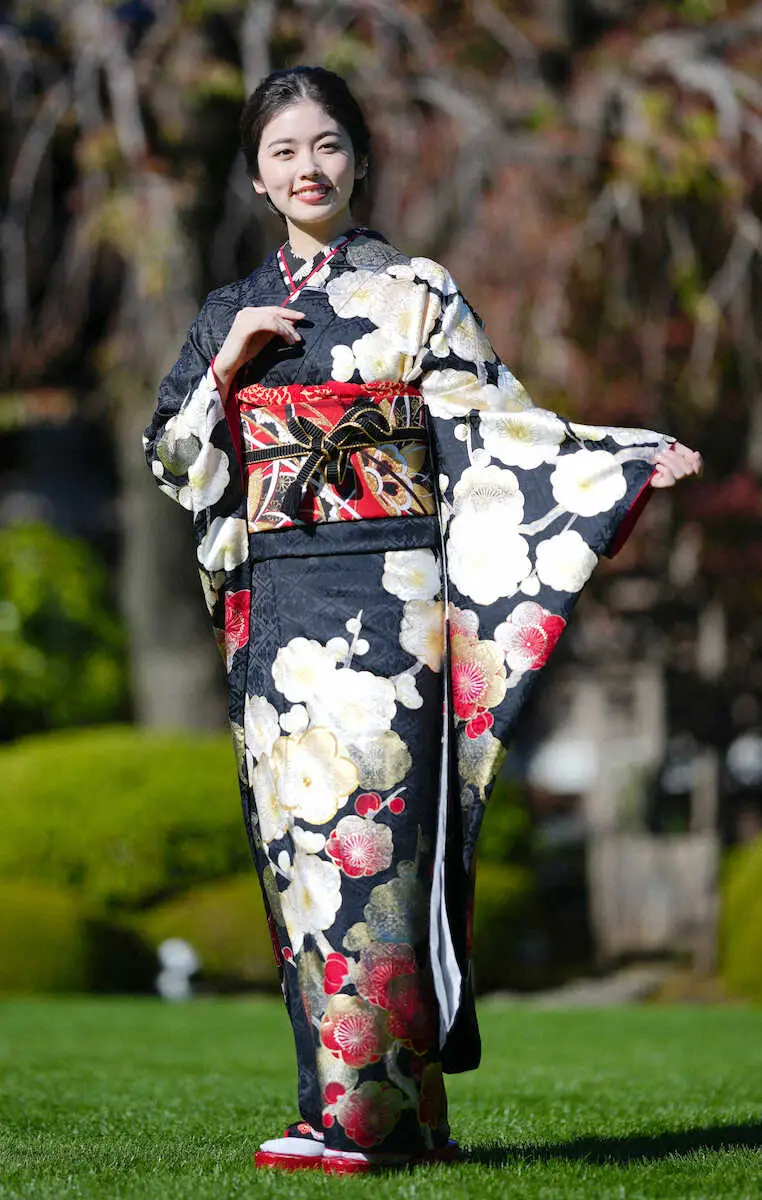 【画像・写真】小芝風花　晴れ着で今年振り返り 「一番印象に残っていることは…」