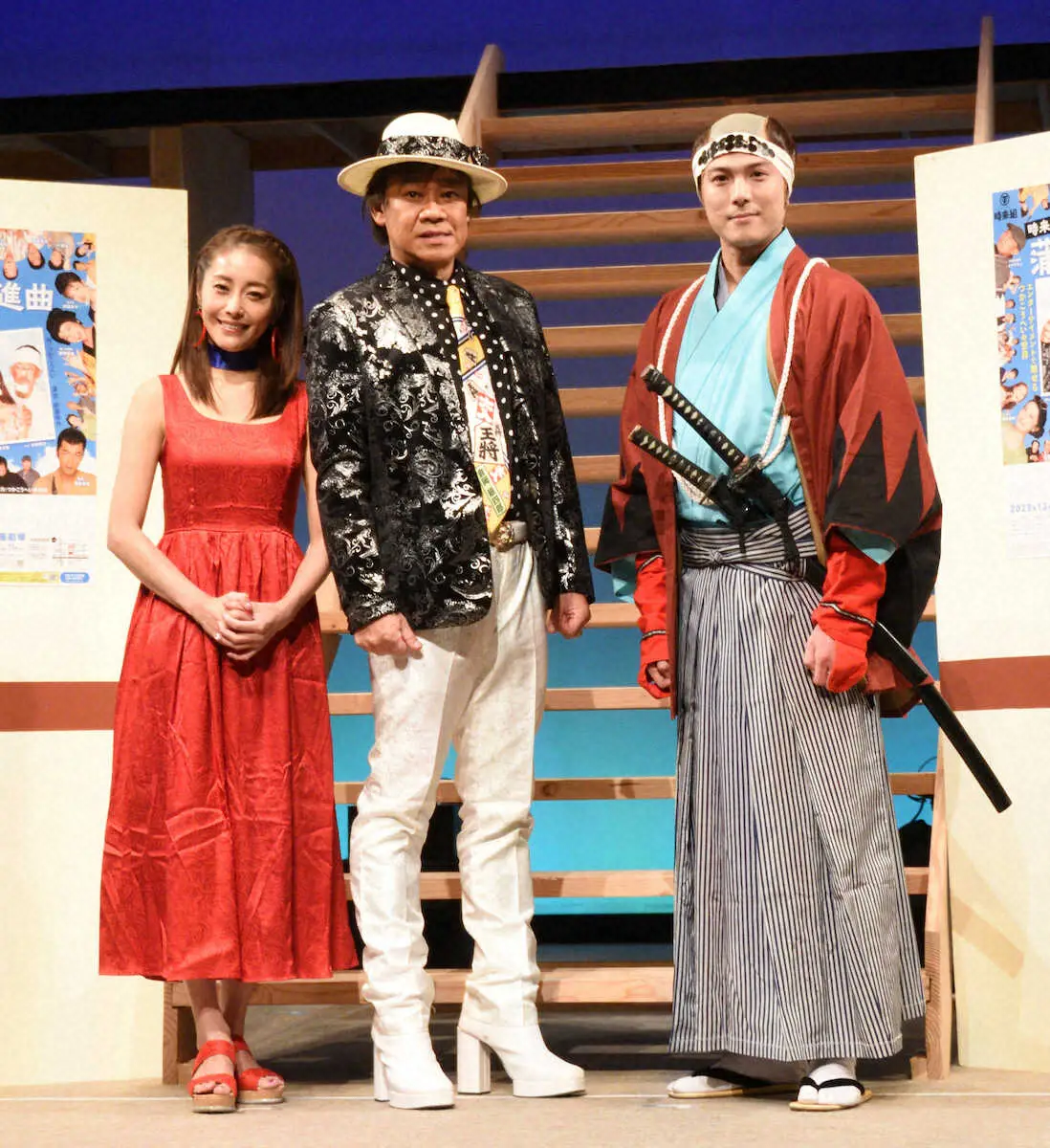 【画像・写真】熊切あさ美　スレンダーボディー際立つ赤ワンピで魅了　主演舞台でヒロイン演じ「結婚願望も再び」