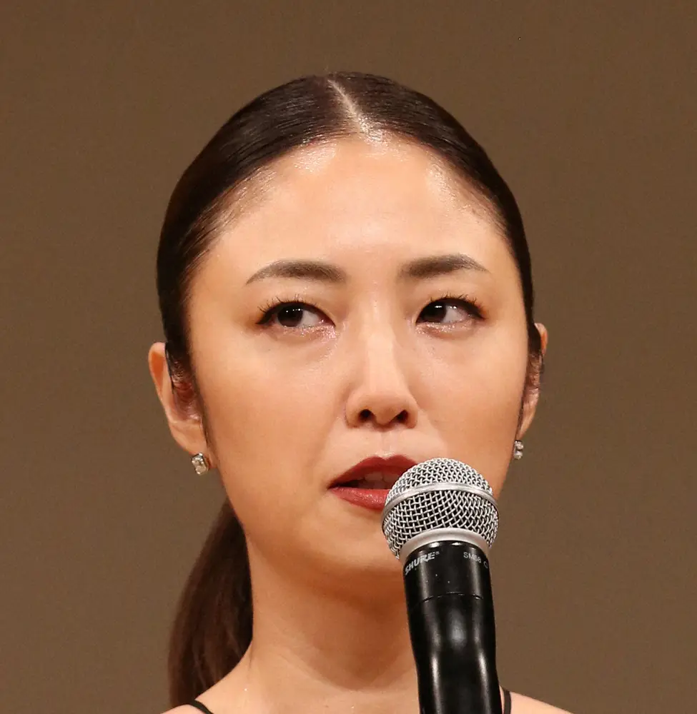 【画像・写真】小池栄子、芸能界の“美の師匠”は「MEGUMI」　「1日2回やりなさい」と言われ続けていること明かす