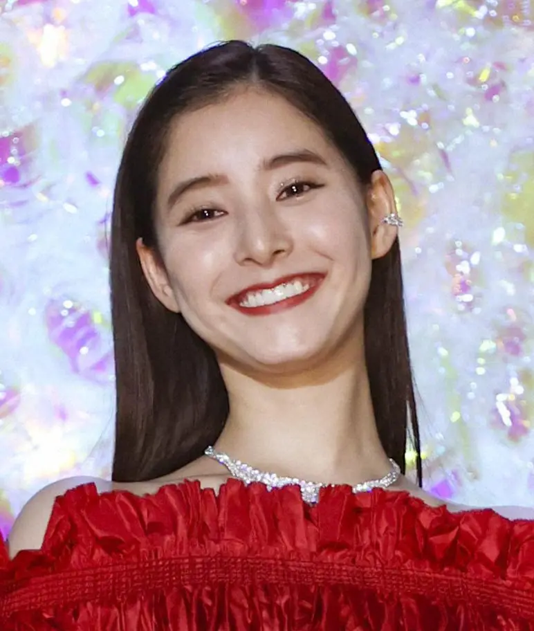 【画像・写真】新木優子「身体の変化に気づくために」とやっていることは？私服Sに「さすがプロ！」「全てが完璧」