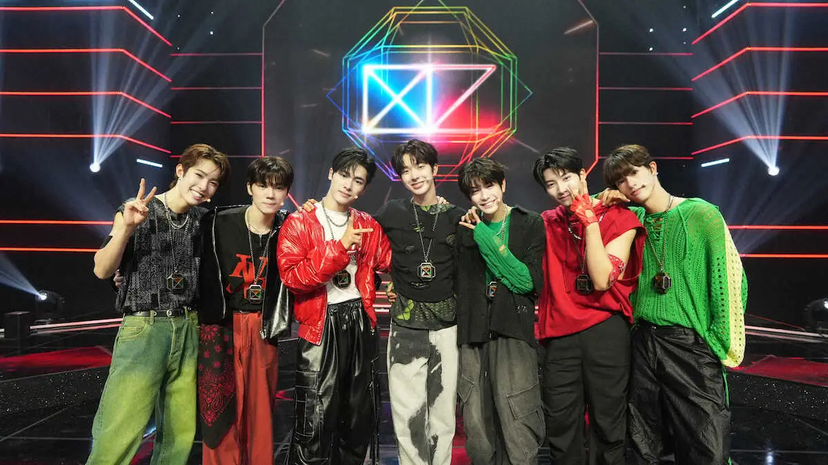 ボーイズオーディション「Nizi　Project　Season　2」を経て、「NEXZ」としてデビューが決まった（左から）YUHI、KEN、HARU、TOMOYA、YUKI、YU、SEITA