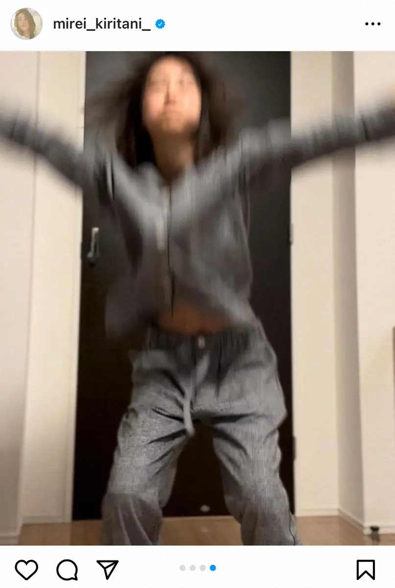 【画像・写真】桐谷美玲「34歳になりました」　誕生日迎えた瞬間に勢いよくジャンプも“着地失敗”に「可愛い過ぎ」