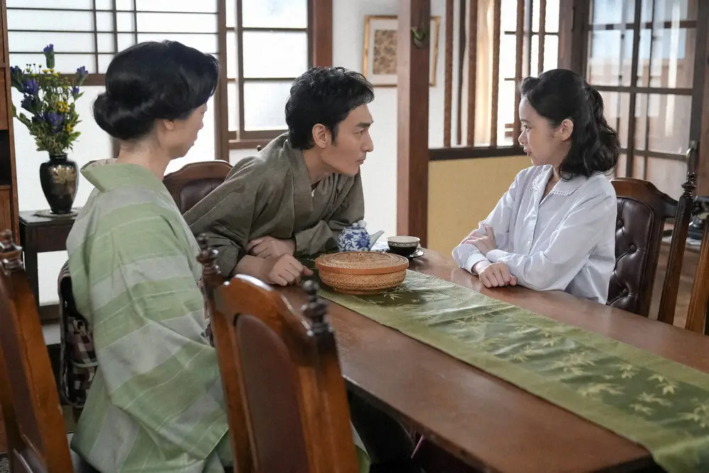 【画像・写真】【明日12月19日のブギウギ】第57話　愛助との仲はすぐに噂で広まり思い悩むスズ子　一方の愛助は