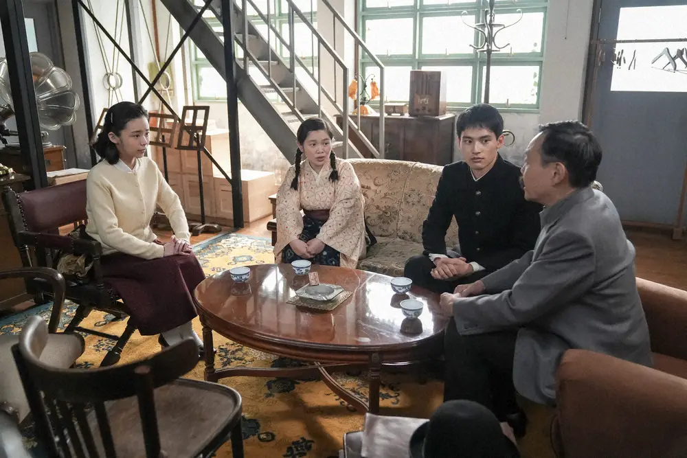 【画像・写真】【明日12月21日のブギウギ】第59話　スズ子の楽屋に五木を「お父ちゃん」と呼ぶ子どもが訪ねてくる