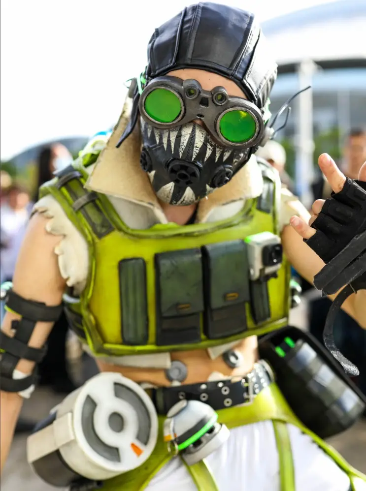 【画像・写真】コスプレイヤーきょへ『APEX』オクタン　ぴったりシルエットの頑丈パーツで躍動感を演出【コスプレ図鑑】