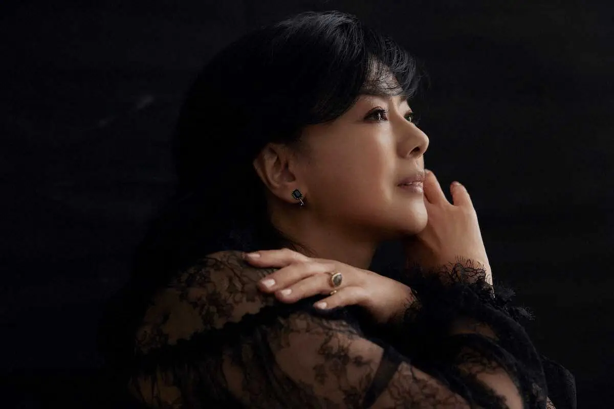 【画像・写真】薬師丸ひろ子　2年ぶり3度目の紅白歌合戦出場　「セーラー服と機関銃」で