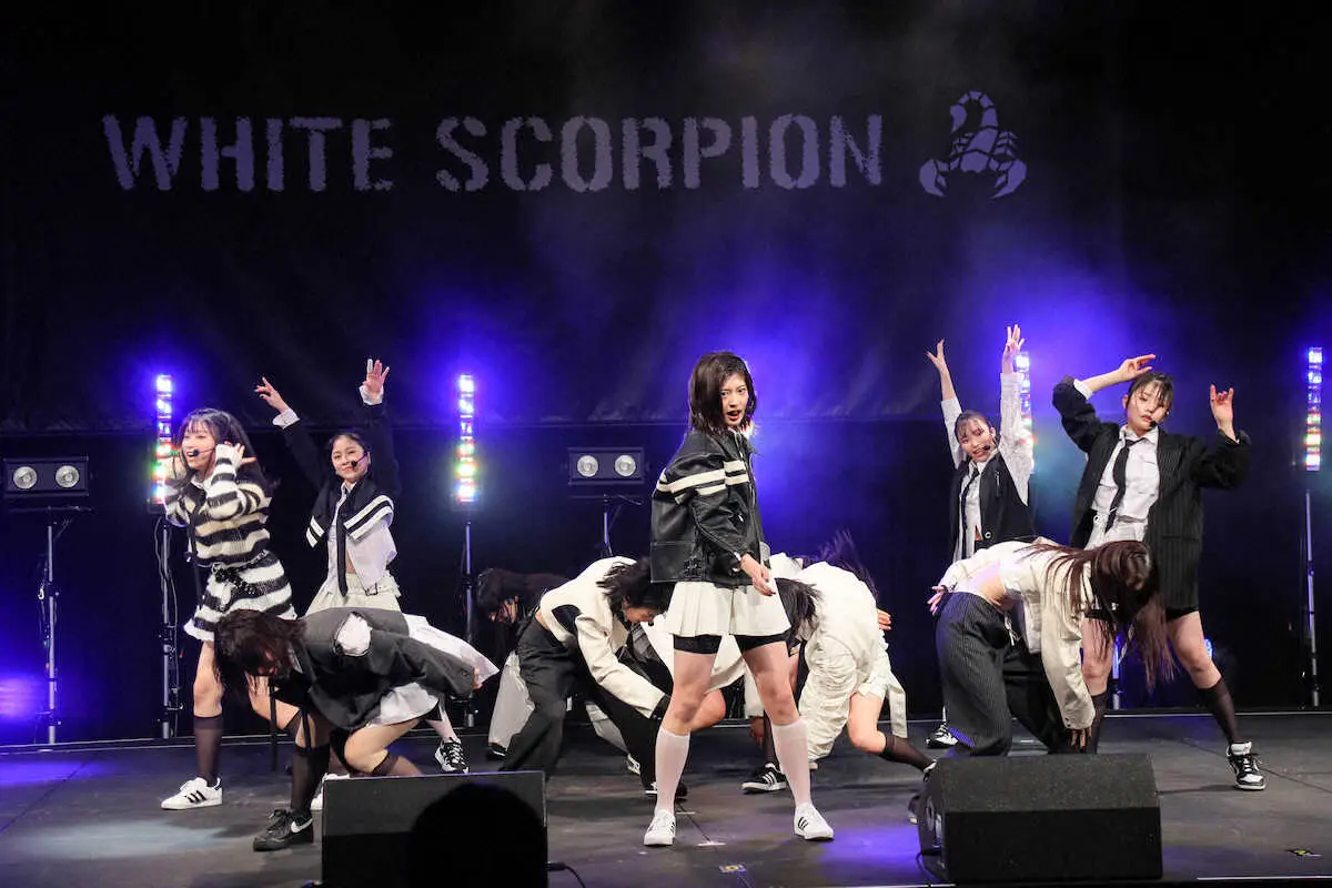【画像・写真】WHITE　SCORPION　初の握手会で配信第2弾「コヨーテが鳴いている」初披露