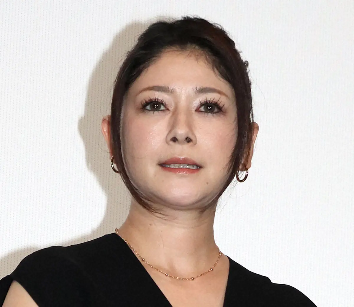 【画像・写真】真木よう子「津波の映像をあげるのはやめて」と投稿　被災者に呼びかけ「必ず助けにいきます」