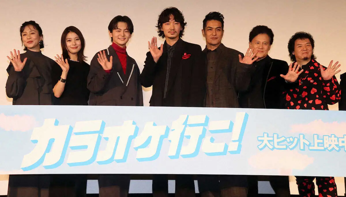 【画像・写真】綾野剛　「紅」を全編裏声で熱唱「何の迷いもなく、情念を込めて歌っていました」