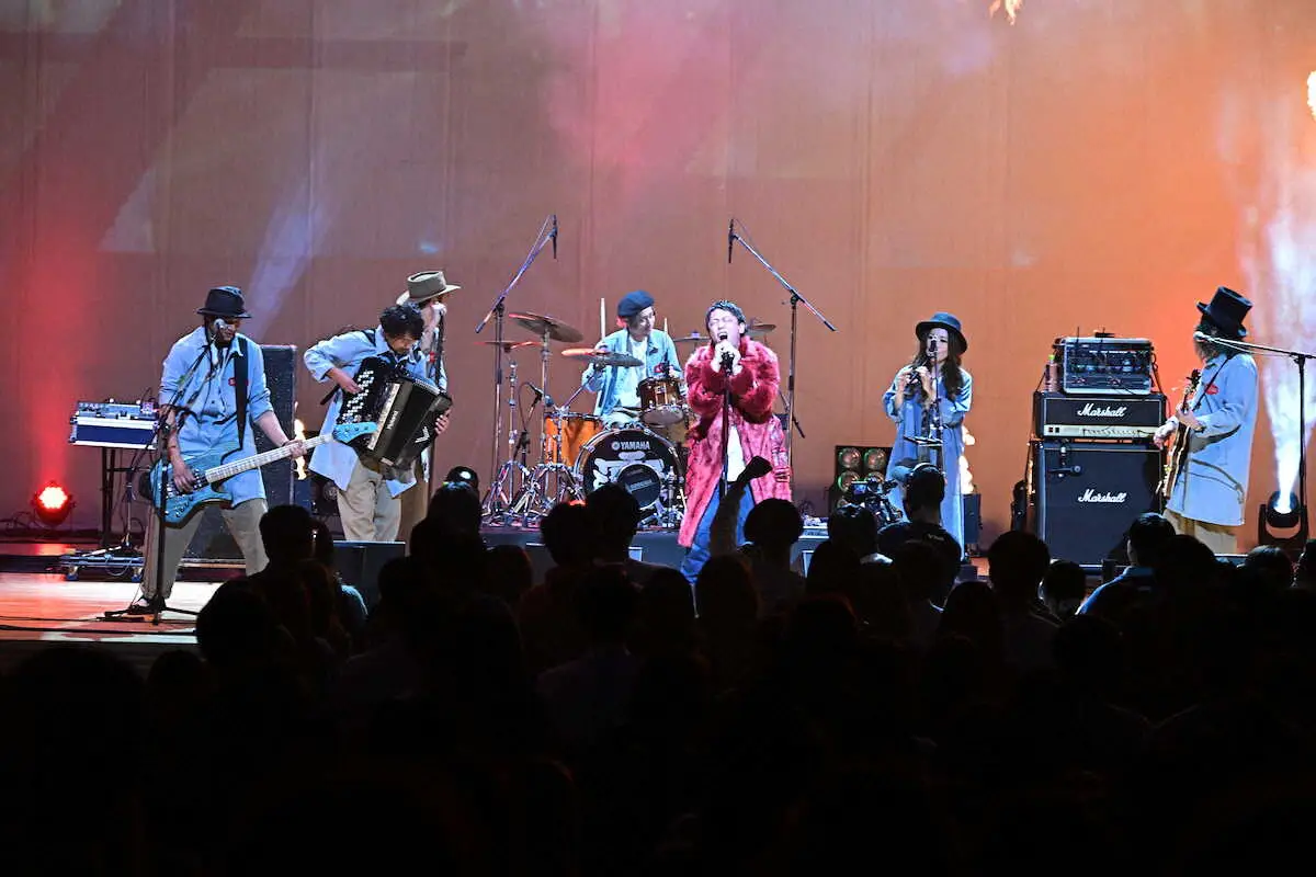 【画像・写真】さらば森田哲矢　学生時代のバンド「チュロス」のオリジナル曲を歌唱