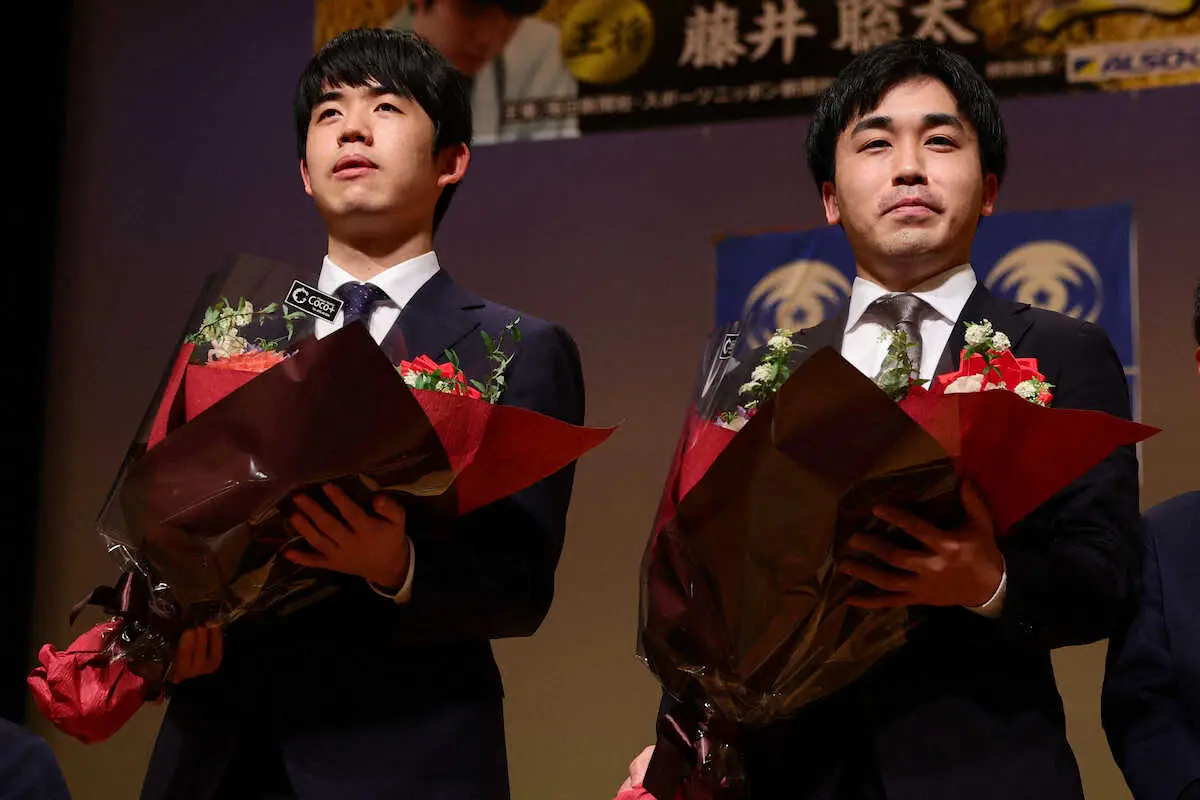 【画像・写真】20日開幕の王将戦前夜祭　対局に向けて意気込み　藤井王将「積極的な将棋を」　菅井八段「2日間全力で」