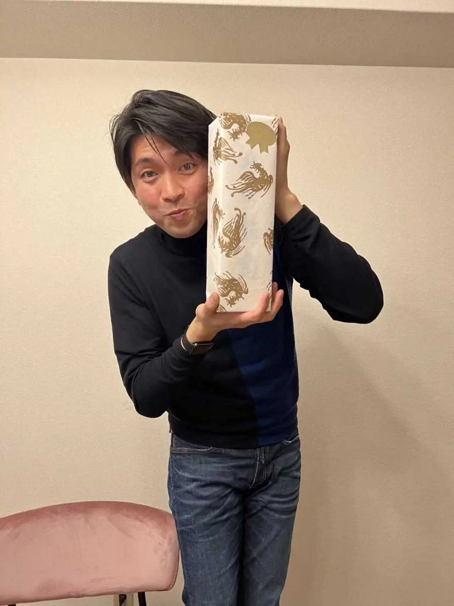 【画像・写真】金子恵美氏　夫の誕生日に陛下ご成婚お祝い酒