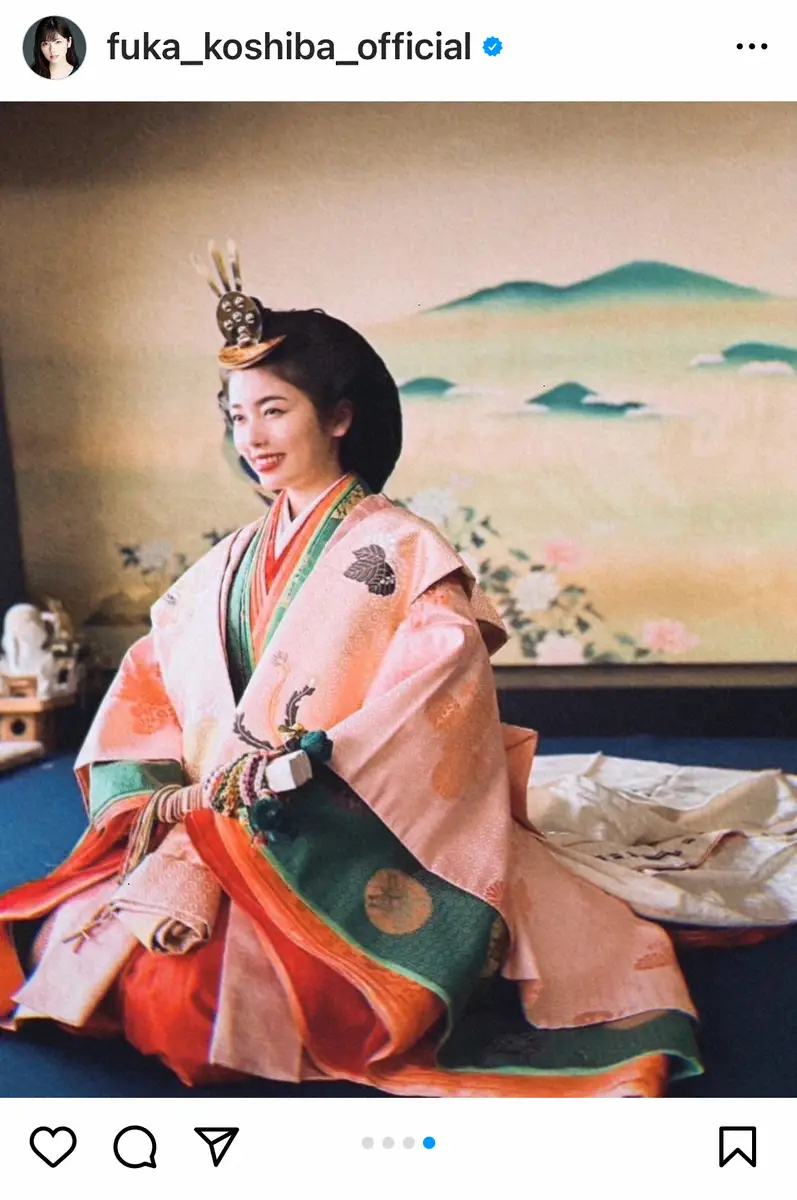 【画像・写真】小芝風花「十二単は美しいのぉ」　圧巻の十二単衣姿公開に反響「リアルお雛様」「本当に綺麗で美しいお姿」