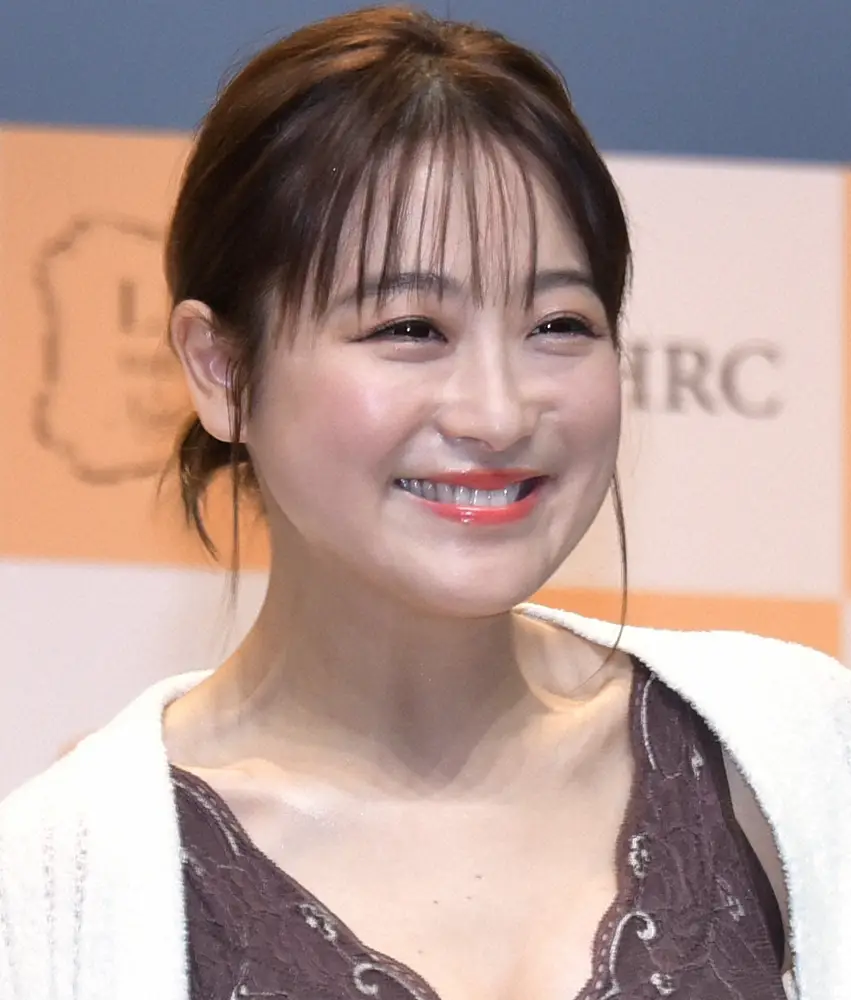 【画像・写真】鈴木奈々「本当に49キロあるのって連絡くるんだけど…」アンダーウェアショットに「スタイル抜群」の声