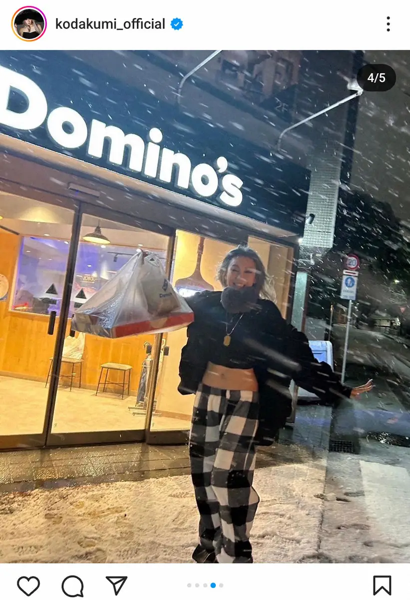【画像・写真】倖田來未　雪降る中のヘソ出しルック「見なかったことにしてください！」