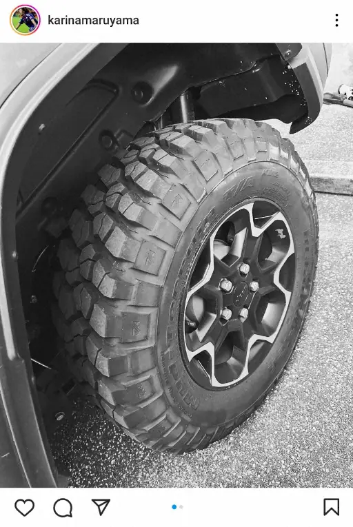 【画像・写真】丸山桂里奈　愛車の運転席、ホール＆タイヤ公開に「いい車乗ってるね～」「私もラングラー女子」「素敵」