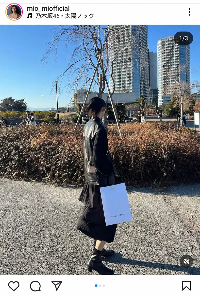 【画像・写真】仲村トオル＆鷲尾いさ子長女・美緒　妹も「背の高さが同じぐらい」と明かす　服も共用、家族そろって高身長